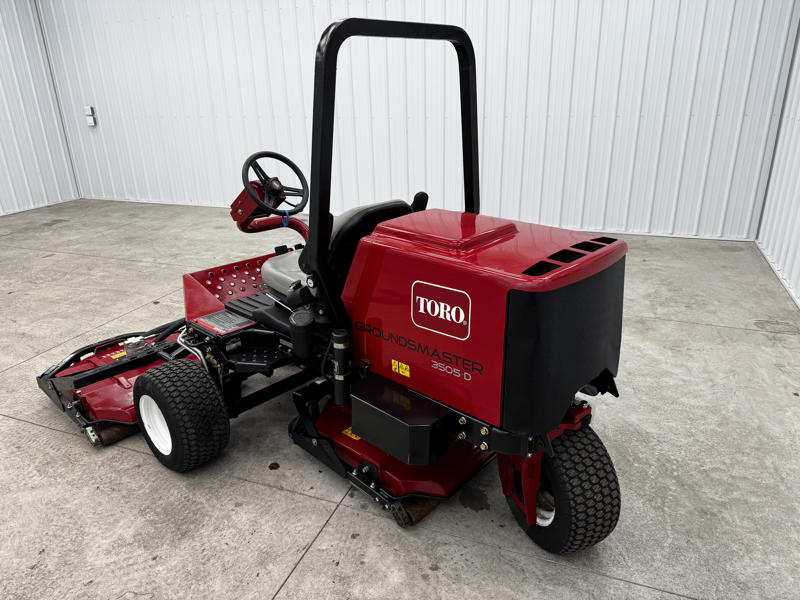Toro-Groundsmaster-3505-Diesel-Contouring-Rotary-Mower-3-800×600-1
