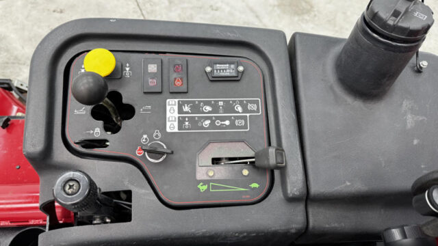 Toro-Groundsmaster-3505-Diesel-Contouring-Rotary-Mower-4-800×600-1