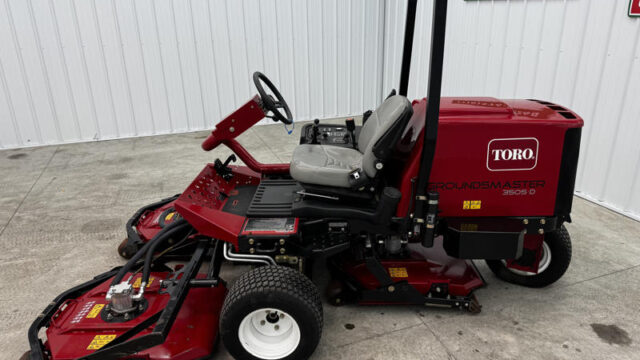 Toro-Groundsmaster-3505-Diesel-Contouring-Rotary-Mower-5-800×600-1