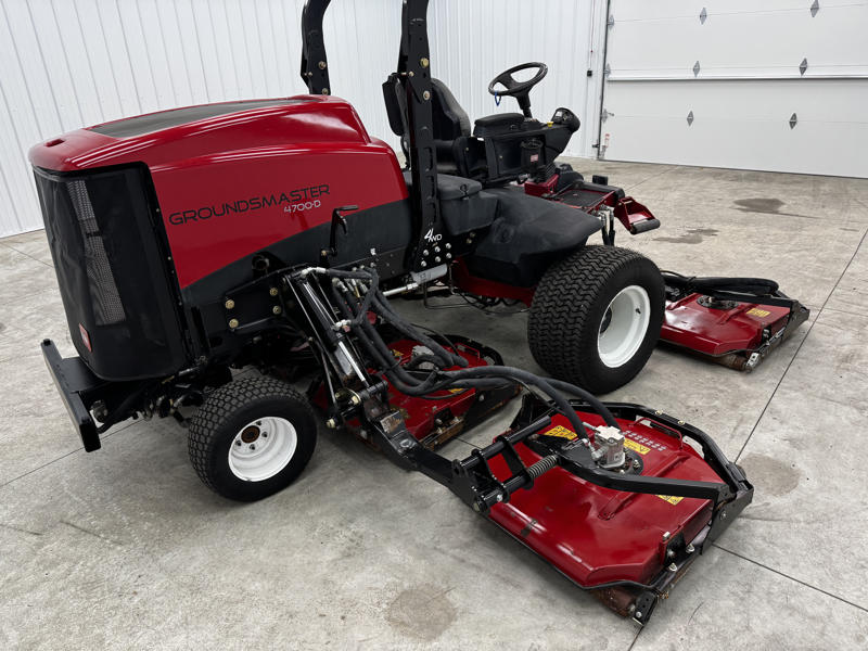 Toro-Groundsmaster-4700-Diesel-4WD-Contouring-Mower-3-800×600-1