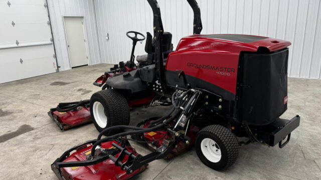 Toro-Groundsmaster-4700-Diesel-4WD-Contouring-Mower-4-800×600-1