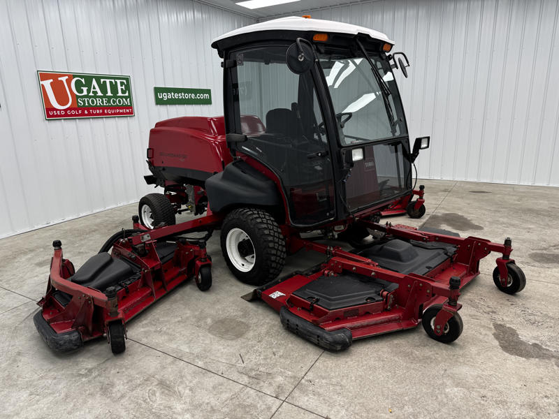 Toro-Groundsmaster-5910-Diesel-4WD-Climate-Controlled-Cab-Wide-Area-Mower-1-800×600-1-2