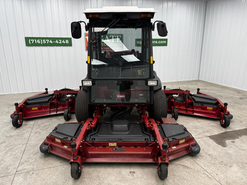 Toro-Groundsmaster-5910-Diesel-4WD-Climate-Controlled-Cab-Wide-Area-Mower-7-800×600-1-1