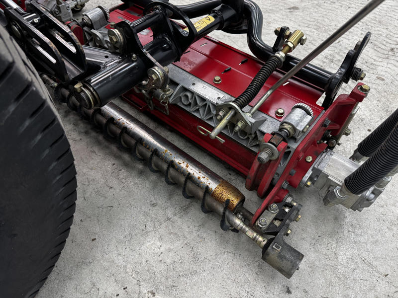 Toro-Reelmaster-5410-Diesel-2WD-Fairway-Reel-Mower-3-800×600-1-1