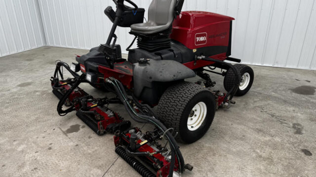 Toro-Reelmaster-5410-Diesel-2WD-Fairway-Reel-Mower-7-800×600-1