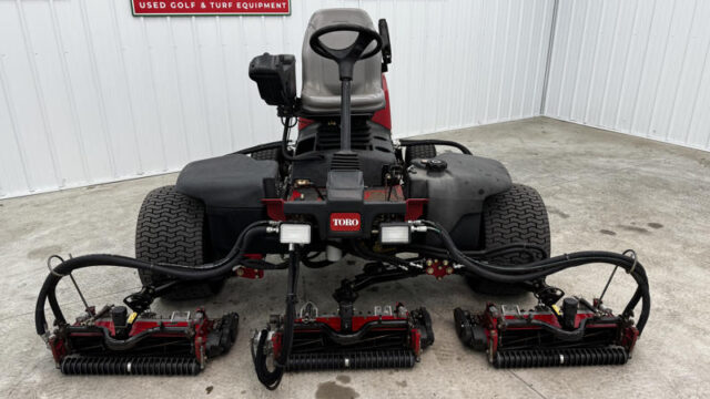 Toro-Reelmaster-5410-Diesel-2WD-Fairway-Reel-Mower-8-800×600-1