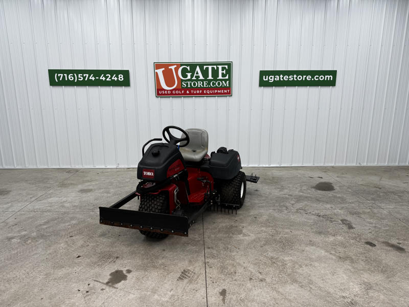 Toro-Sand-Pro-3040-3WD-Field-and-Bunker-Rake-7-800×600-1