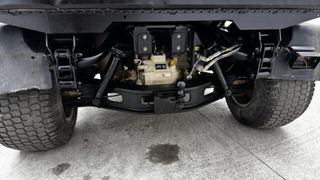 Toro-Workman-HDX-Diesel-4WD-Commercial-Turf-Utility-Vehicle-3-800×600-1