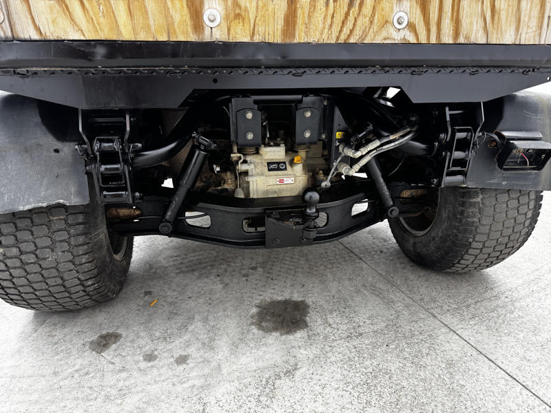 Toro-Workman-HDX-Diesel-4WD-Commercial-Turf-Utility-Vehicle-3-800×600-1