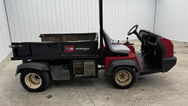 Toro-Workman-HDX-Gas-2WD-Utility-Vehicle-with-Auxiliary-Hydraulics-1-800×600-1