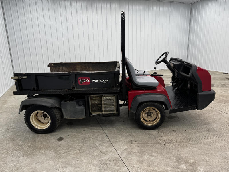 Toro-Workman-HDX-Gas-2WD-Utility-Vehicle-with-Auxiliary-Hydraulics-1-800×600-1