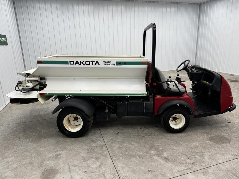 Toro-Workman-HDX-Gas-4WD-with-Dakota-Turf-Tender-410-Top-Dresser-4-800×600-1