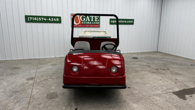 Toro-Workman-HDX-Gas-4WD-with-Dakota-Turf-Tender-410-Top-Dresser-8-800×600-1