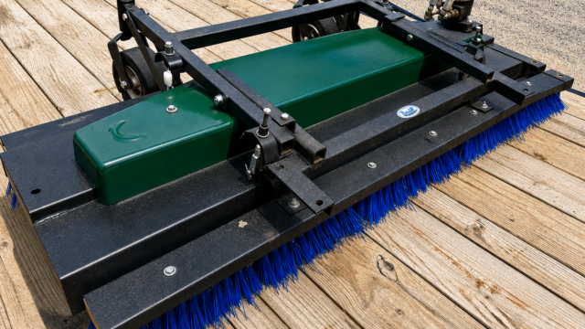 Turf-Brush-A