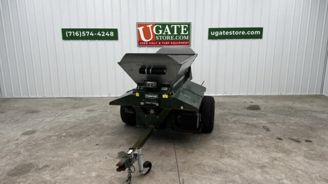 Turfco-1540-Widespin-Pull-Behind-Top-Dresser-7-800×600-1