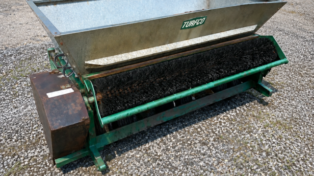 topdress-A