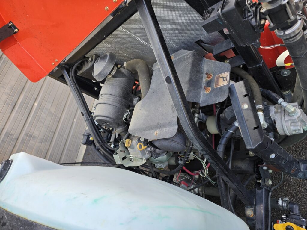 1000023008-1