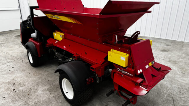 222-618_Toro-Workman-Diesel-4WD-w_-Tycrop-180-Top-Dresser-6