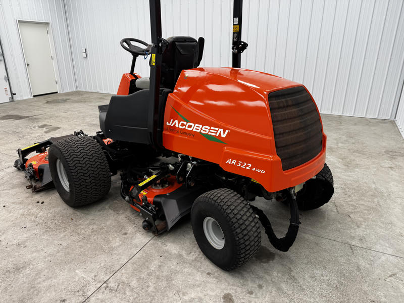 226-395_Jacobsen-AR522-Diesel-4WD-Contouring-Rotary-Mower-3-800×600-2