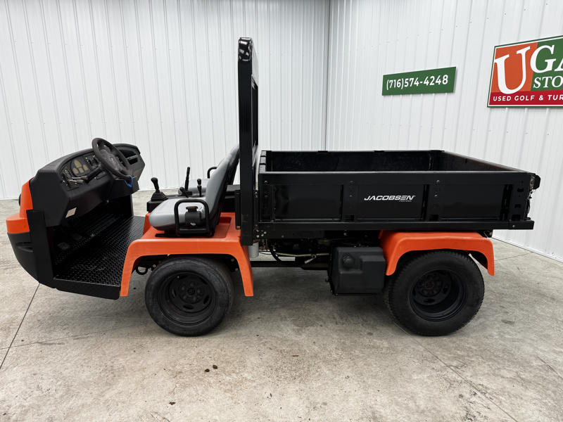 226-397_Jacobsen-Truckster-XD-Heavy-Duty-Diesel-4WD-Utility-Vehicle-6-800×600-1