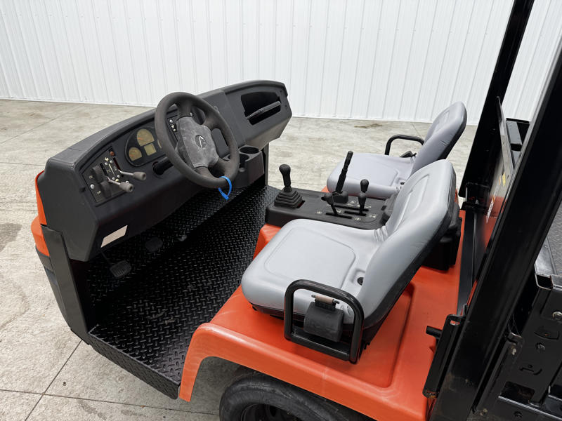226-397_Jacobsen-Truckster-XD-Heavy-Duty-Diesel-4WD-Utility-Vehicle-7-800×600-1