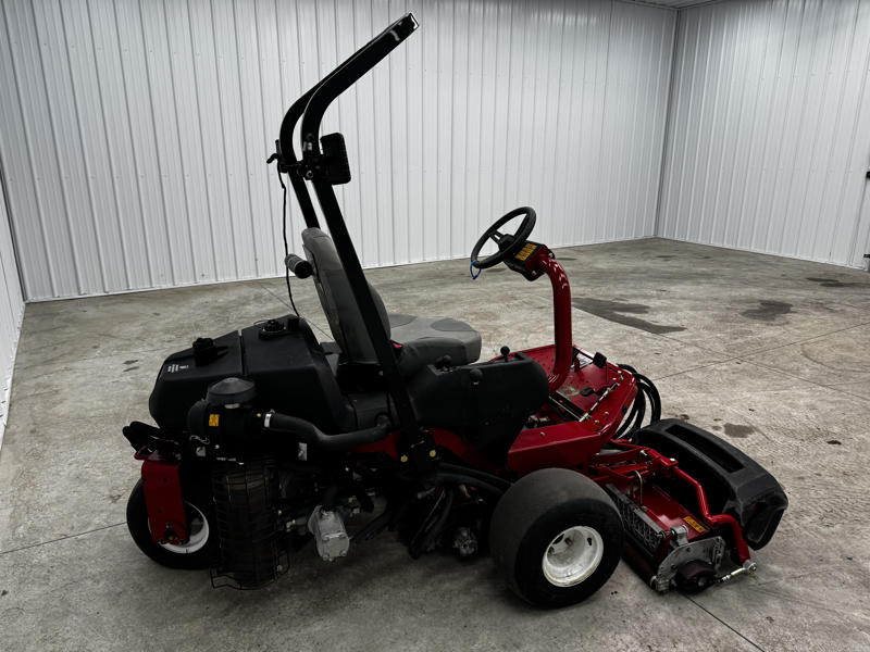 226-399_Toro-Greensmaster-3250-Diesel-3WD-Greensmower-5-800×600-1