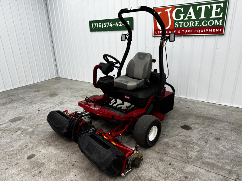 226-399_Toro-Greensmaster-3250-Diesel-3WD-Greensmower-7-800×600-1
