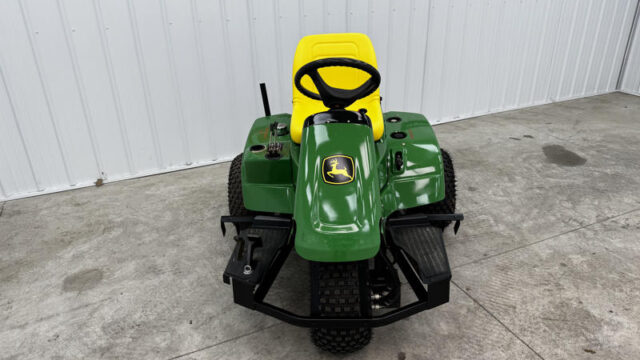 226-410_John-Deere-1200H-Gas-3WD-Bunker-and-Field-Rake-6-800×600-1