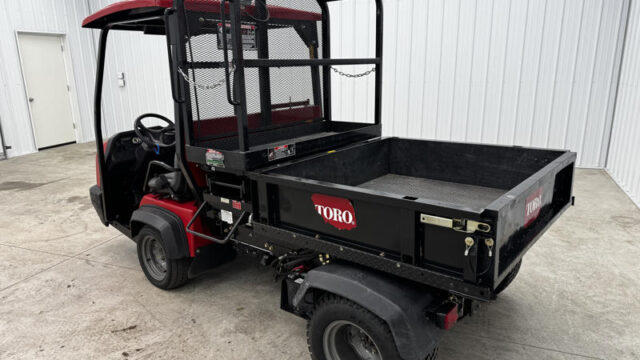 226-416_Toro-Workman-HDX-Gas-Automatic-Transmission-w_-Scissor-Lift-Bed-8-800×600-1