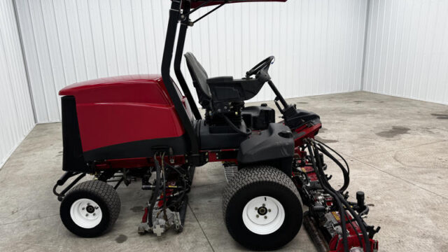 226-419_Toro-Reelmaster-5610-Diesel-4WD-Fairway-Mower-5-800×600-1
