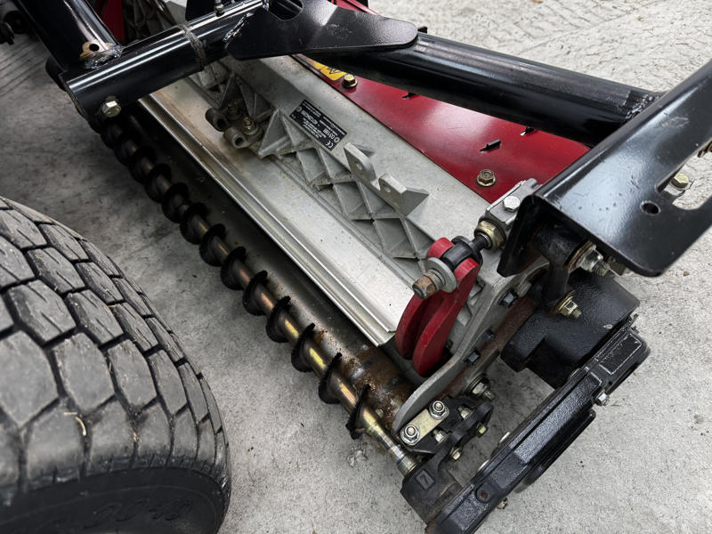 226-421_Toro-Reelmaster-3100-Diesel-3WD-Sidewinder-Triplex-Mower-2-800×600-1
