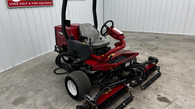 226-421_Toro-Reelmaster-3100-Diesel-3WD-Sidewinder-Triplex-Mower-3-800×600-1