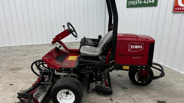 226-423_Toro-Reelmaster-3100-Diesel-3WD-Sidewinder-Triplex-Mower-7-800×600-1