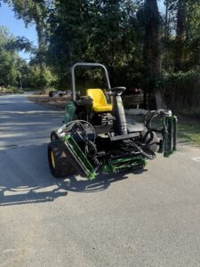 John Deere 3235C reel mower