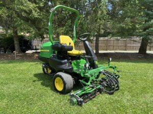 2021 John Deere 2400