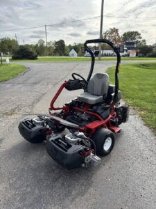 2022 Toro Greensmaster®3320 TriFlex™ Hybrid – 3WD