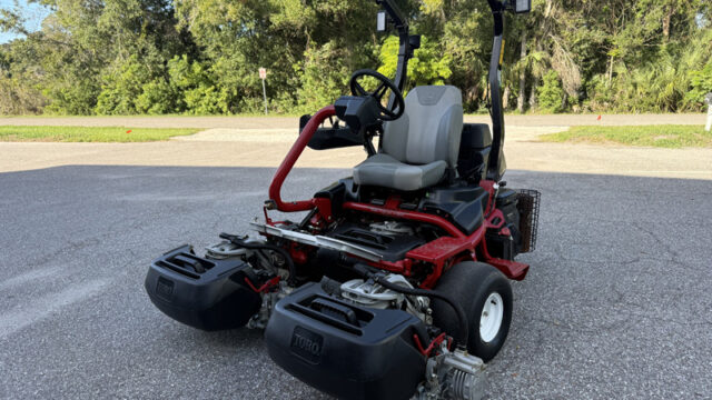 2022_Toro_Greensmaster_3320_Used_Greens_Mower_Statewide_Turf_Equipment_250T-241-2