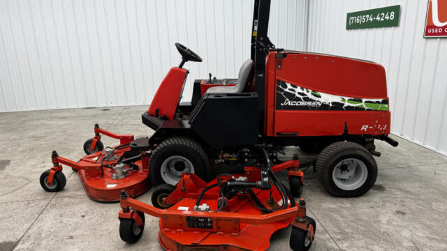 223-299_Jacobsen-R311T-Diesel-4WD-Wide-Area-Mower-5-800×600-1