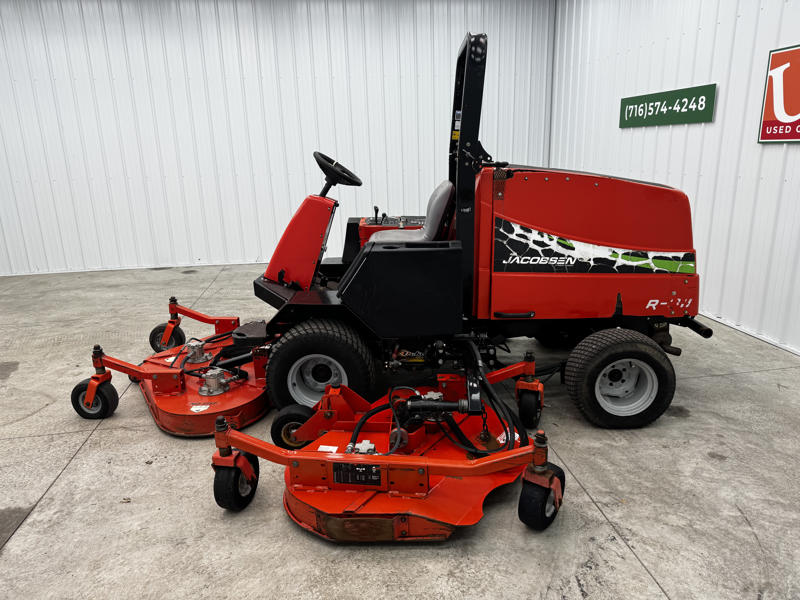 223-299_Jacobsen-R311T-Diesel-4WD-Wide-Area-Mower-5-800×600-1