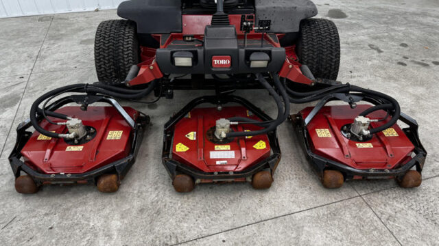 224-202_Toro-Groundsmaster-4500-Diesel-4WD-Contouring-Mower-2-800×600-1