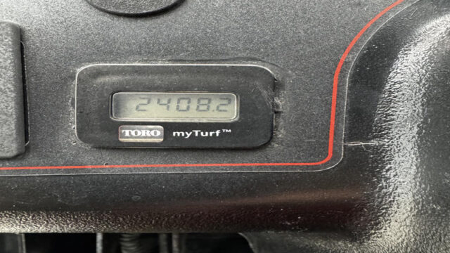 225-001_Toro-Workman-HDX-Gas-2WD-Utility-Vehicle-with-PTO-for-Implements-9-800×600-1