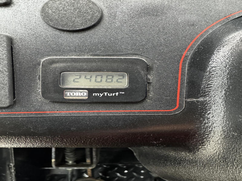 225-001_Toro-Workman-HDX-Gas-2WD-Utility-Vehicle-with-PTO-for-Implements-9-800×600-1