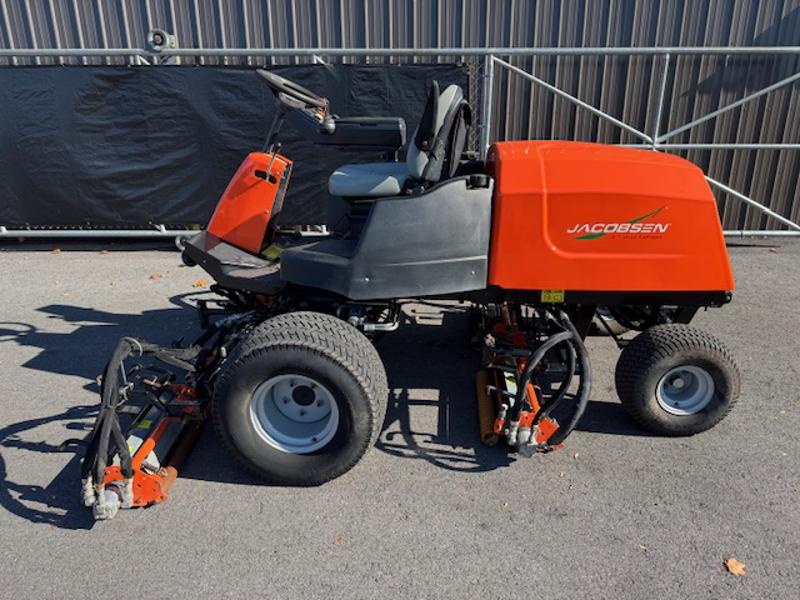 225-421_-Jacobsen-LF-510-Diesel-2WD-Fairway-Mower-2-800×600-1