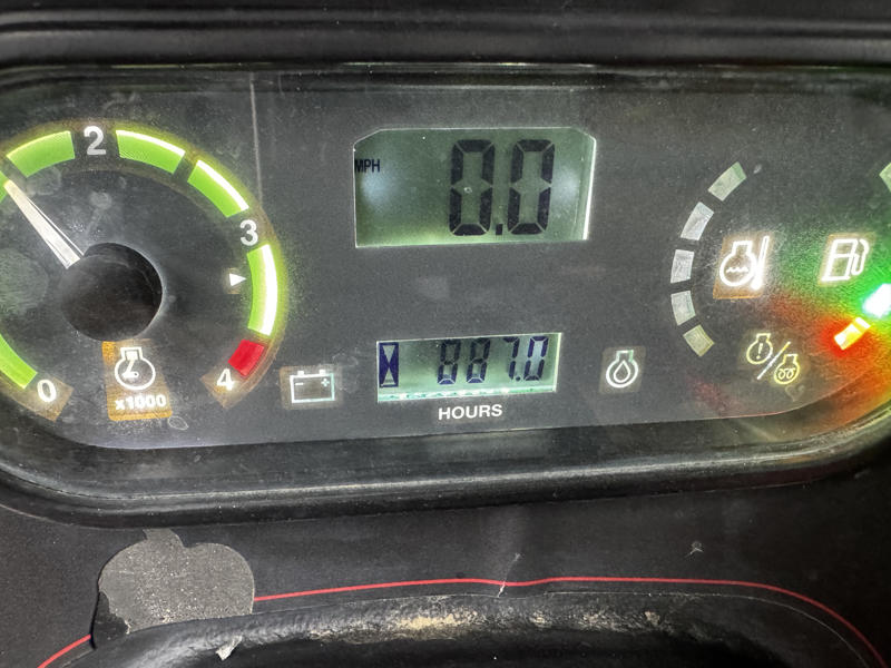 226-139_Toro-Workman-HDX-Diesel-4WD-Utility-Vehicle-9-800×600-1