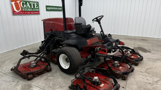 226-308_Toro-Groundsmaster-4700-Contouring-Rotary-Mower-1-800×600-1