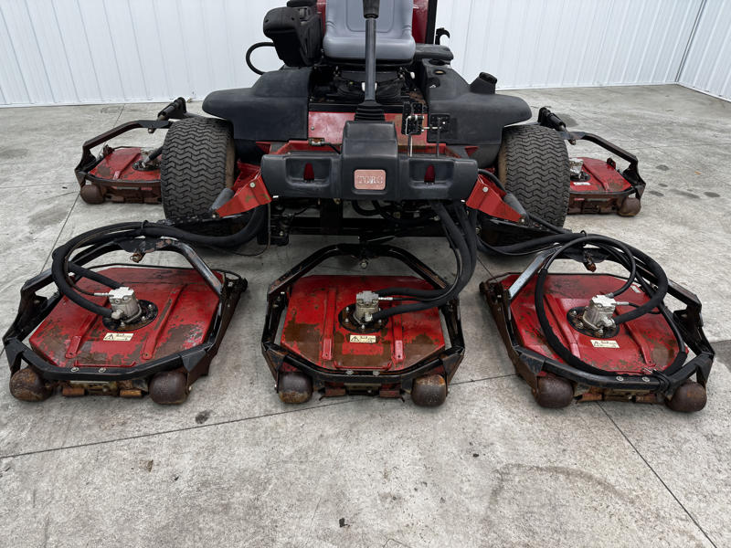 226-308_Toro-Groundsmaster-4700-Contouring-Rotary-Mower-6-800×600-1