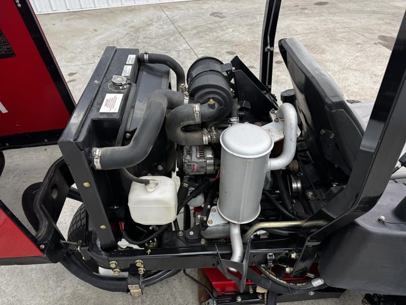 226-417_Toro-Groundsmaster-3500-Sidewinder-Diesel-3WD-Contouring-Mower-2-800×600-1