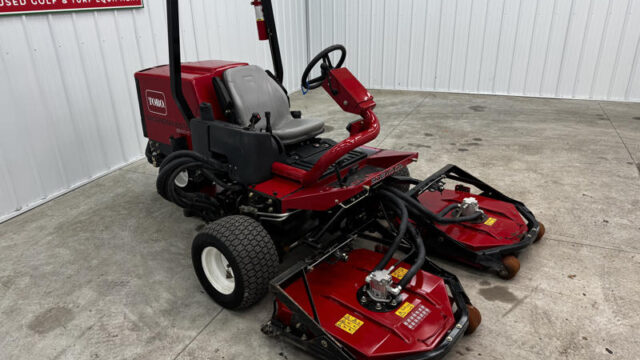 226-417_Toro-Groundsmaster-3500-Sidewinder-Diesel-3WD-Contouring-Mower-3-800×600-1