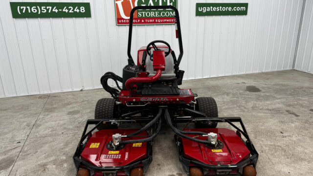 226-417_Toro-Groundsmaster-3500-Sidewinder-Diesel-3WD-Contouring-Mower-8-800×600-1