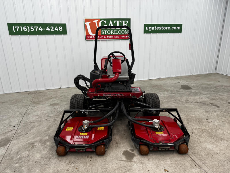 226-417_Toro-Groundsmaster-3500-Sidewinder-Diesel-3WD-Contouring-Mower-8-800×600-1